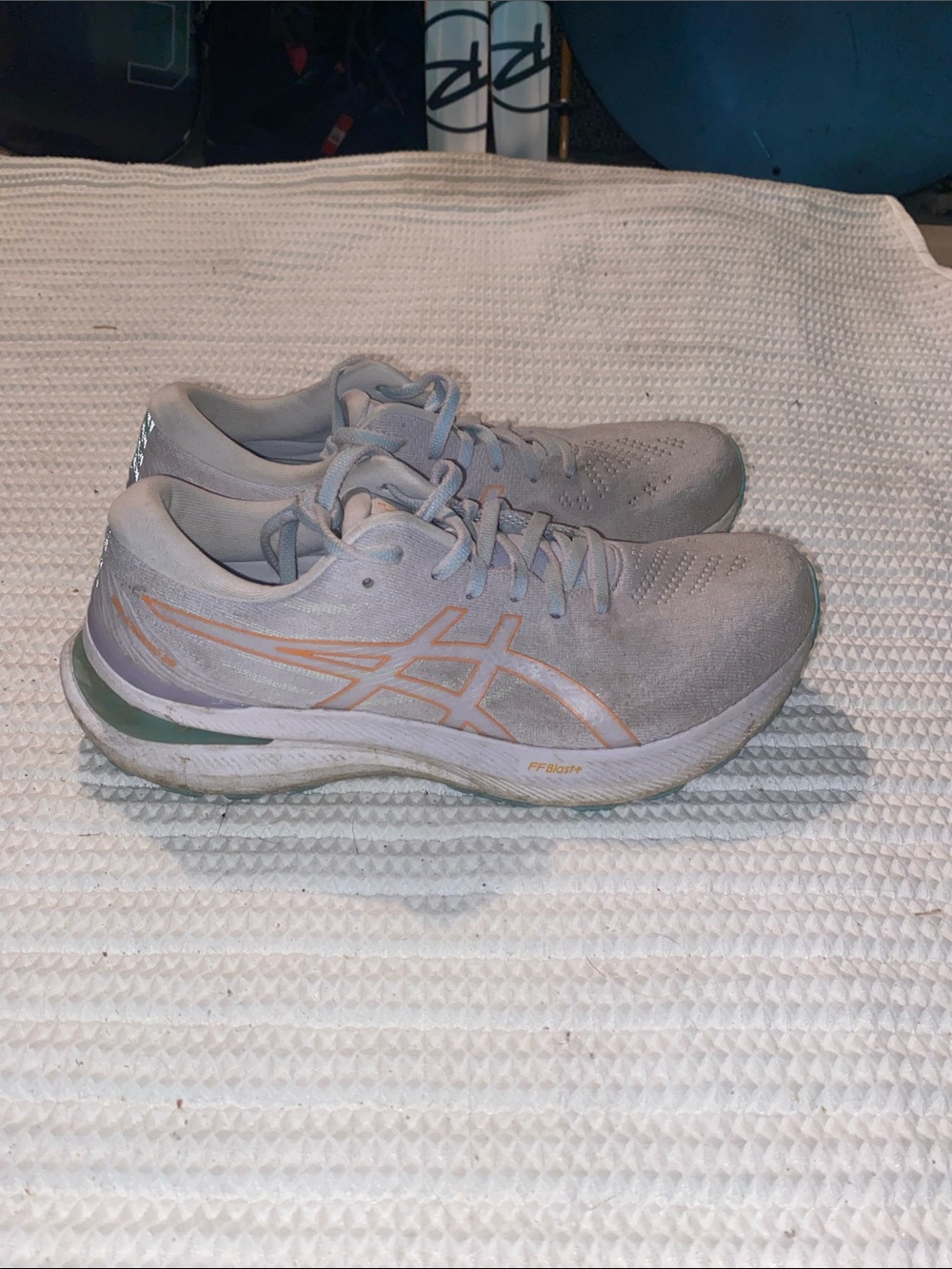 ASICS Gel-Kayano 29 running shoes light grey orange women’s size 10.5